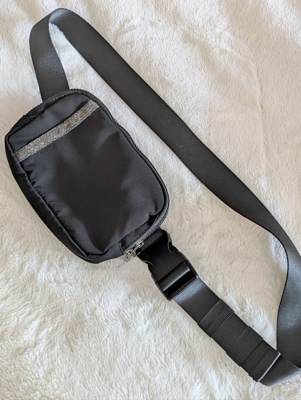 NWOT Chico's Zenergy Black Crossbody Belt Bag